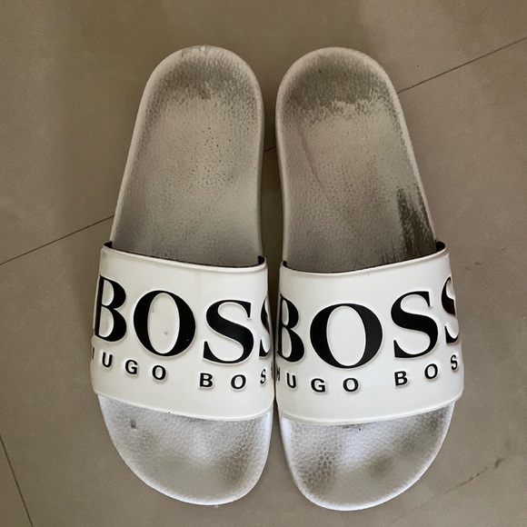 Hugo Boss slides - Picture 2 of 3